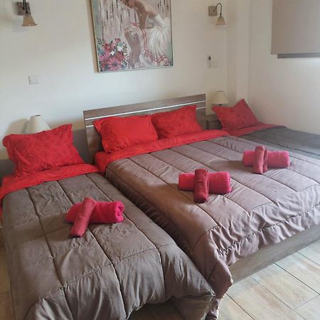 Love Holiday Suite 1 Tris Elies المظهر الخارجي الصورة