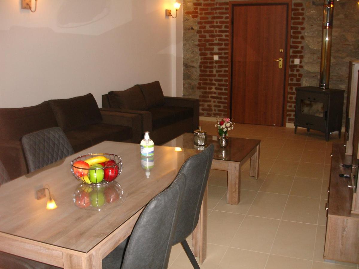 Love Holiday Suite 1 Tris Elies المظهر الخارجي الصورة