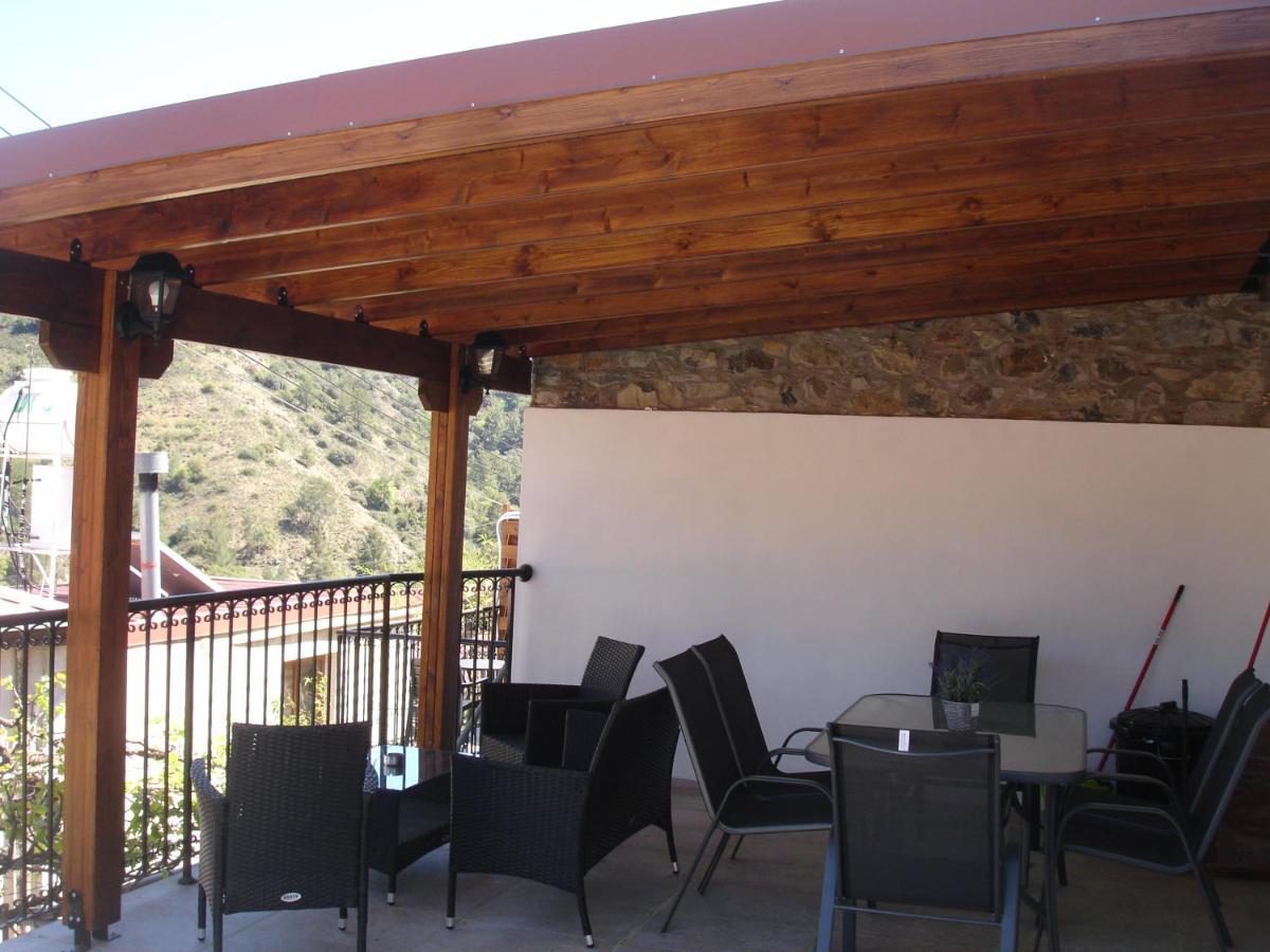 Love Holiday Suite 1 Tris Elies المظهر الخارجي الصورة