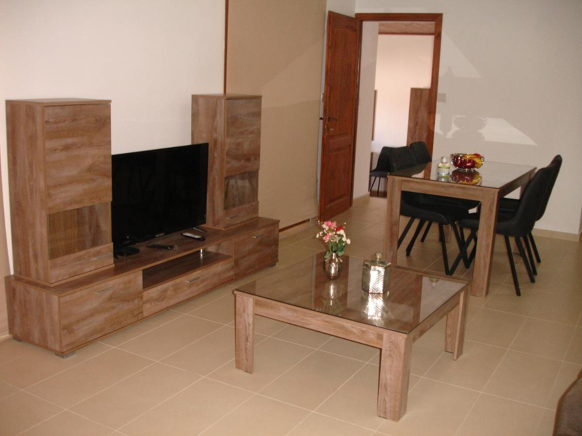 Love Holiday Suite 1 Tris Elies المظهر الخارجي الصورة